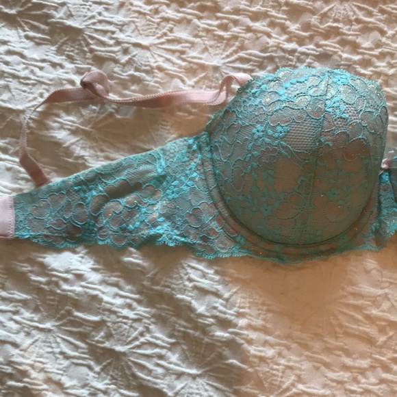 🛑SOLD🛑Gorgeous lace teal green with light pink with a hint of sparkly bra - Picture 2 of 13